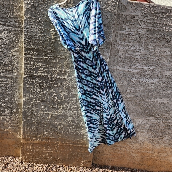 TOMMY BAHAMA‎ DRESS - Picture 12 of 12